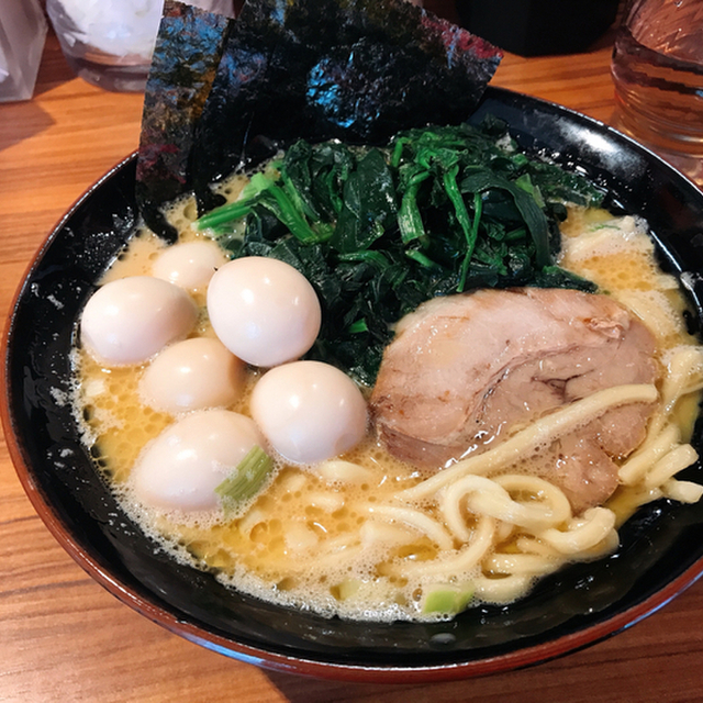 壱角家 下北沢店（イチカクヤ） - 下北沢（ラーメン）の写真（食べログが提供するog:image）