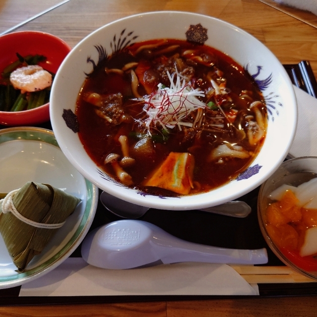 ベルセルバ カントリークラブ 市原コース レストラン - 高滝（定食・食堂）の写真（食べログが提供するog:image）