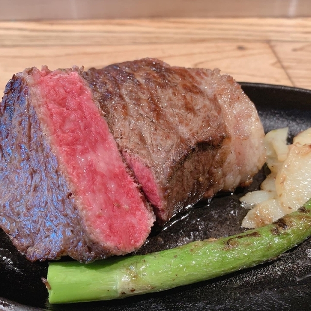 ステーキ&ハンバーグそして勝揚げ 肉山 (吉祥寺/ハンバーグ)