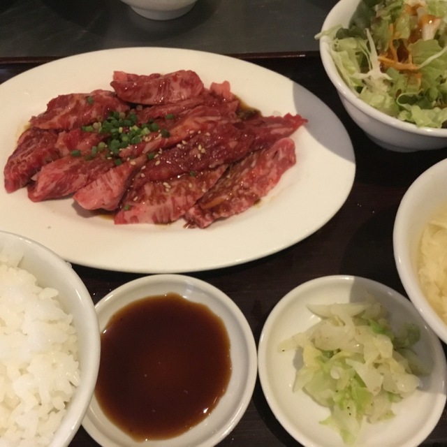 虎ノ門 肉と日本酒 - 虎ノ門（焼肉）の写真（食べログが提供するog:image）
