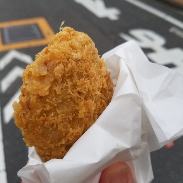 肉の坪木屋 - 志村坂上（コロッケ）の写真（食べログが提供するog:image）