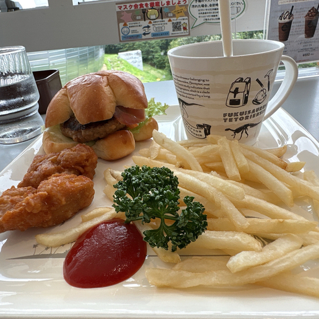 DINO CAFE（ディノ カフェ） - 比島（カフェ）の写真（食べログが提供するog:image）