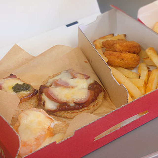 ピザハット 板橋店（Pizza Hut） - 新板橋（ピザ）の写真（食べログが提供するog:image）