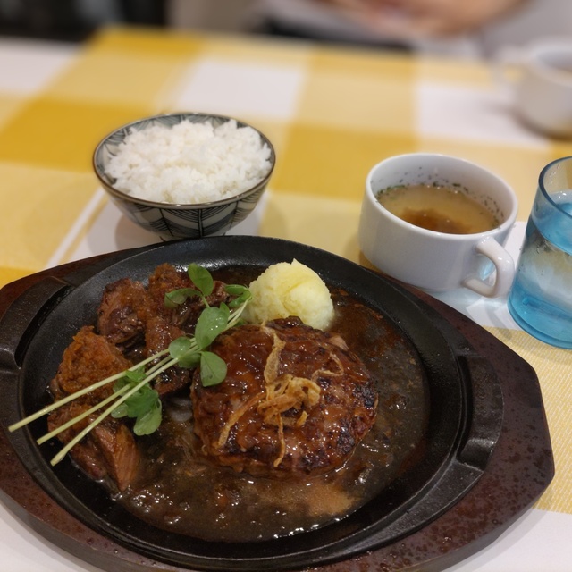 肉汁ハンバーグ いただき 田無アスタ店（ITADAKI） - 田無（洋食）の写真（食べログが提供するog:image）