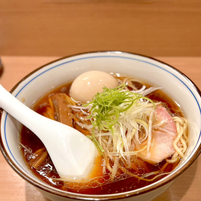 らぁ麺 くろ渦 (新宿三丁目/ラーメン)