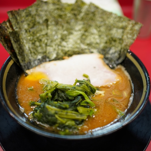 王道家直系 IEKEI TOKYO（王道家直系 イエケイ トウキョウ） - 末広町（ラーメン）の写真（食べログが提供するog:image）