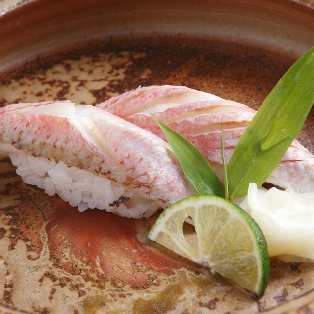 シマアジの基本知識 レシピ 旬な時期 釣り方 さばき方を解説 釣りラボマガジン