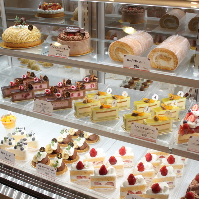 ロップイヤー 本駒込 ケーキ 食べログ
