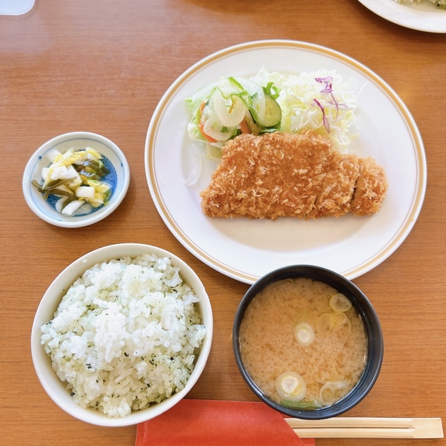とんかつステーキ まこと亭 - 新柏(とんかつ)の写真(食べログが提供するog:image)