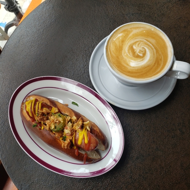 口コミ一覧 COFFEE AND MORE LLOYD SETAGAYA （コーヒー アンド モア ロイド） 上町/カフェ [食べログ]