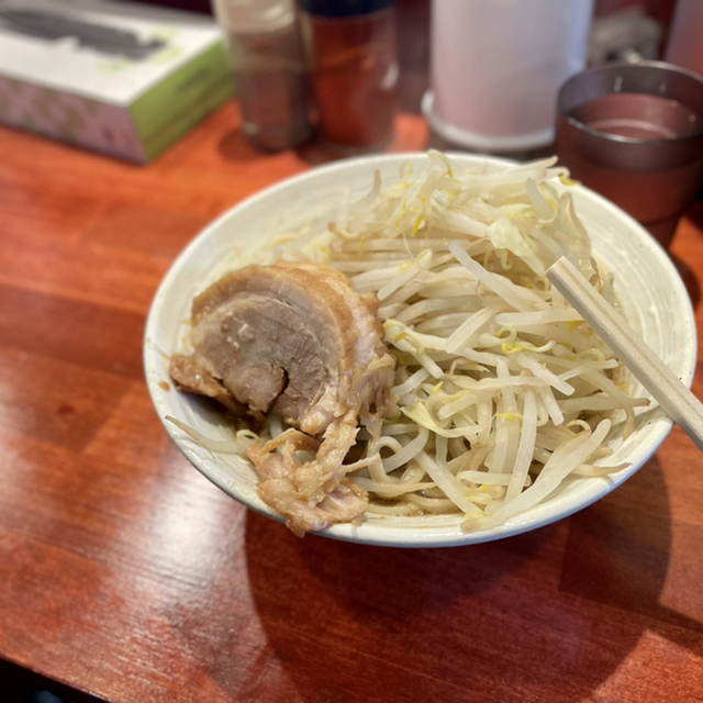 鷹野つぎ