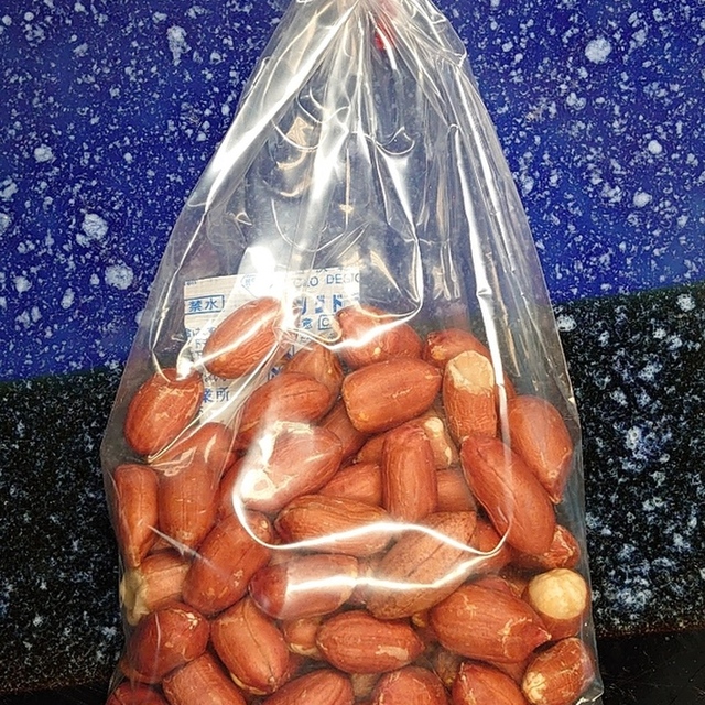 加藤煎豆店（カトウイリマメテン） - 北千住（和菓子）の写真（食べログが提供するog:image）