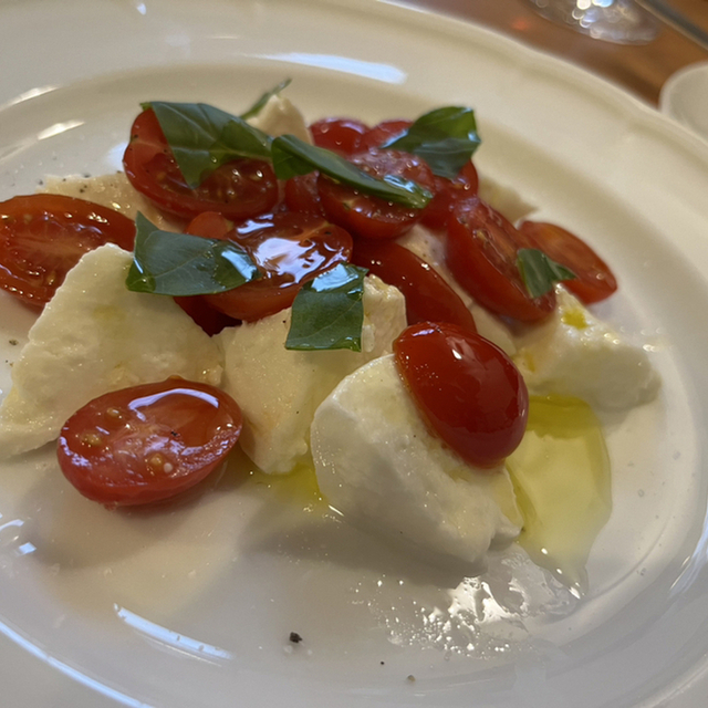 オステリア ピッツェリア アルベロ(OSTERIA PIZZERIA ALBERO) - 山陽明石(ピザ)の写真(食べログが提供するog:image)