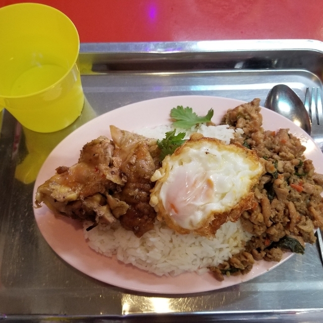 タイごはん 泉州屋台 - 大門(タイ料理)の写真(食べログが提供するog:image)
