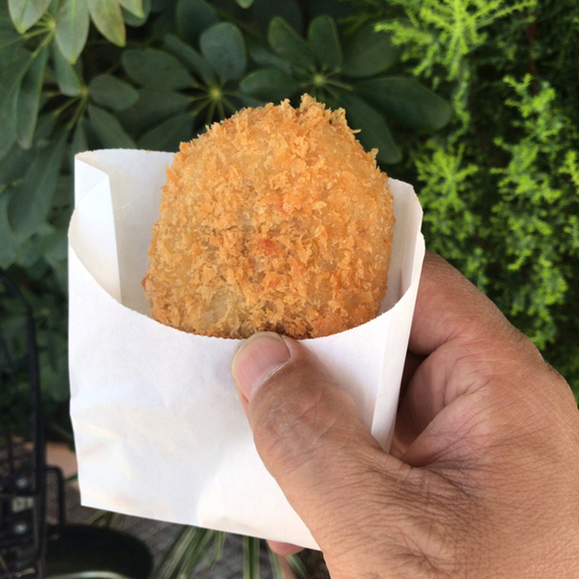 ミートショップセキヤ - 大師前（コロッケ）の写真（食べログが提供するog:image）