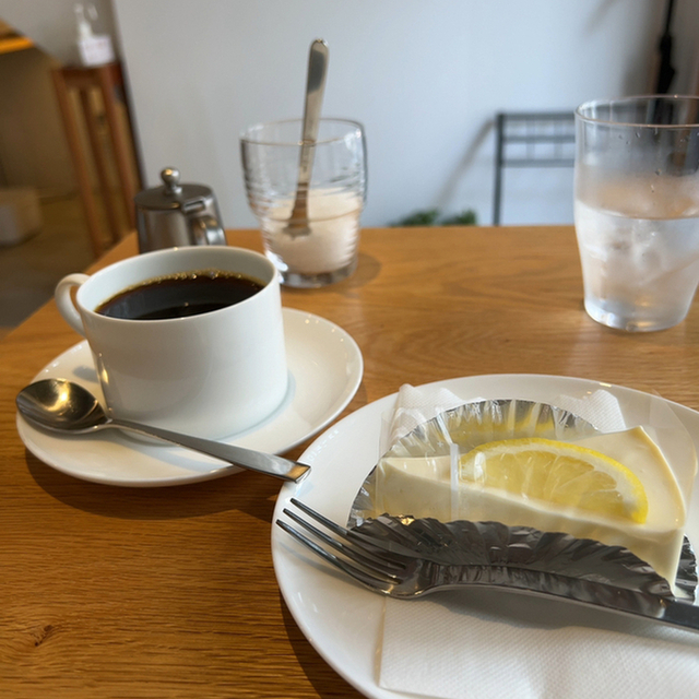 Simple Things Coffee - 都立家政（カフェ）の写真（食べログが提供するog:image）