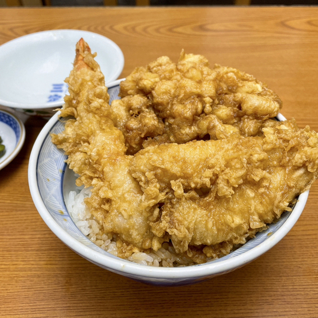 雷門 三定(さんさだ) - 浅草(東武・都営・メトロ)(天ぷら)の写真(食べログが提供するog:image)