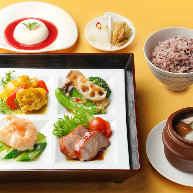 萬珍樓 本店(マンチンロウ) - 日本大通り(中華料理)の写真(食べログが提供するog:image)