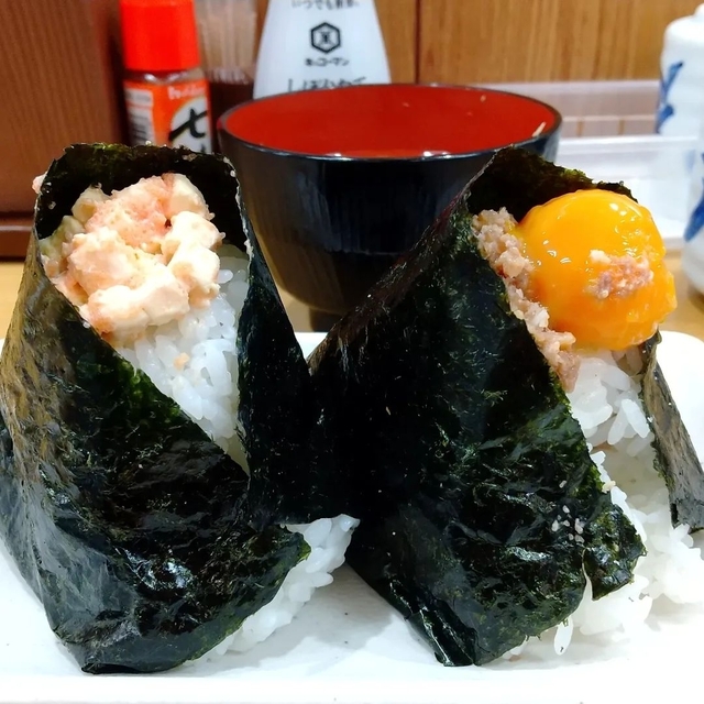 戸越屋 戸越銀座本店 - 戸越(おにぎり)の写真(食べログが提供するog:image)
