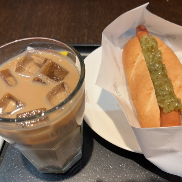 タリーズコーヒー グランエミオ大泉学園店 - 大泉学園（喫茶店）の写真（食べログが提供するog:image）