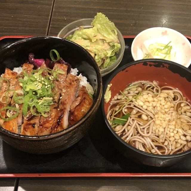 おみっちゃん 溜池山王/焼き鳥 食べログ