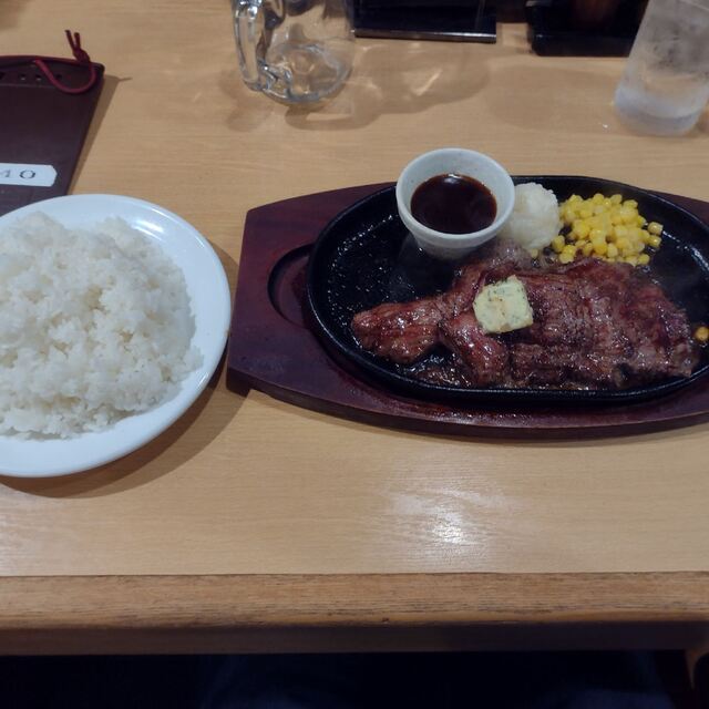 ジュークステーキ 秋葉原中央口店 - 秋葉原（ステーキ）の写真（食べログが提供するog:image）