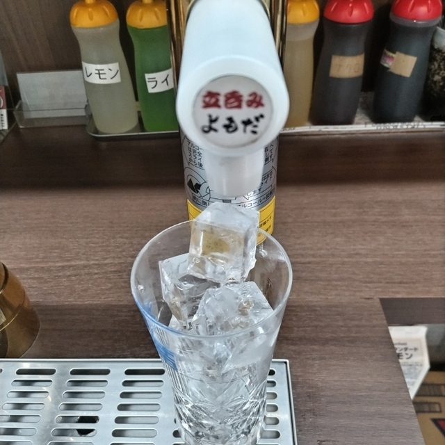 立呑みよもだ - 有楽町（立ち飲み）の写真（食べログが提供するog:image）