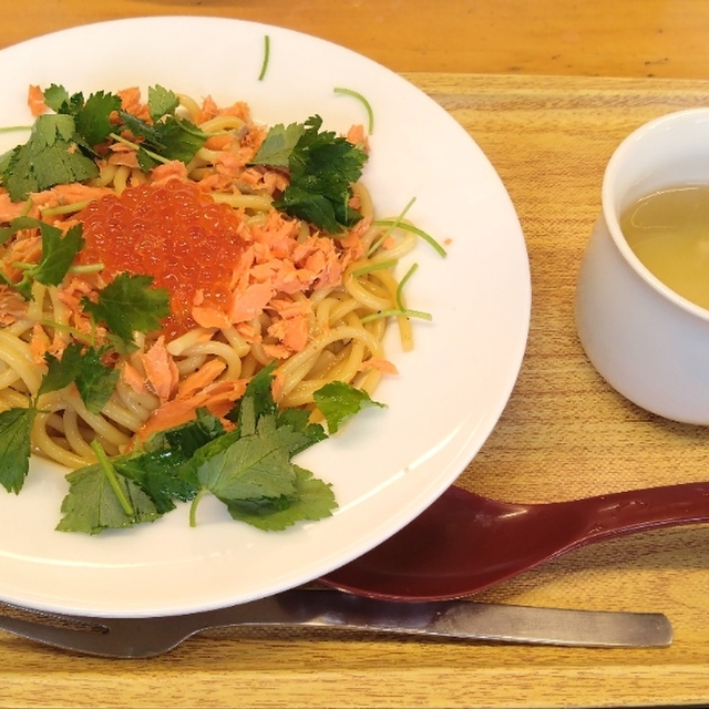 築地 田所食品 - 築地市場（食堂）の写真（食べログが提供するog:image）