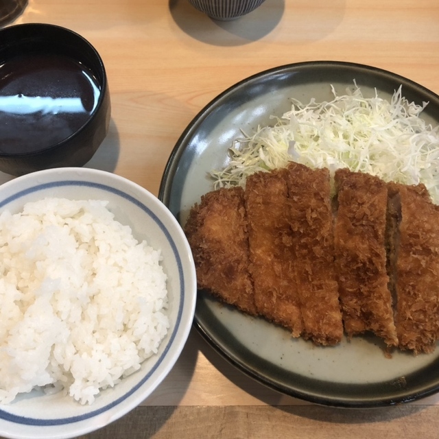 とんかつ衣浦（とんかつきぬうら） - 人形町（とんかつ）の写真（食べログが提供するog:image）