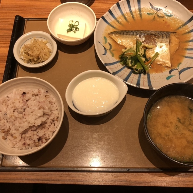 やよい軒 池袋劇場通り店 - 池袋（食堂）の写真（食べログが提供するog:image）