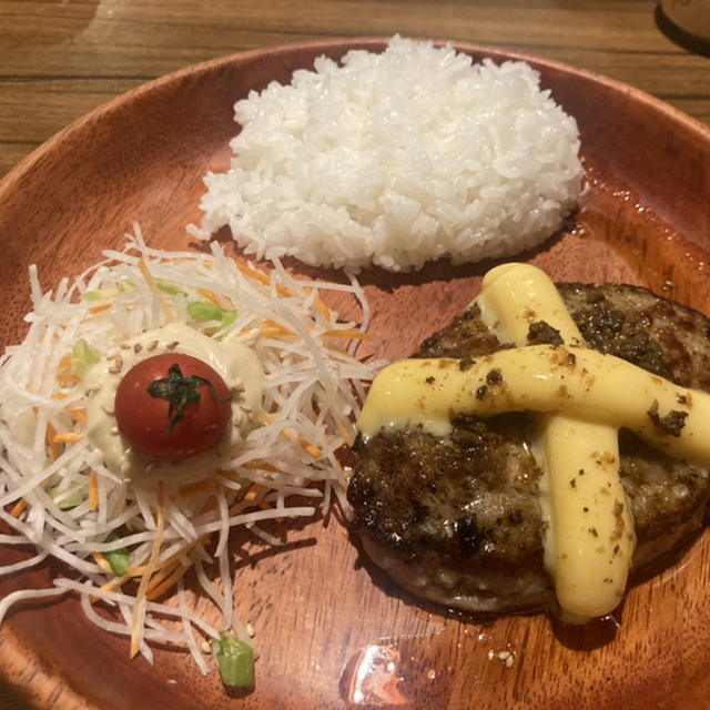びっくりドンキー 足立江北店 - 西新井大師西（ハンバーグ）の写真（食べログが提供するog:image）