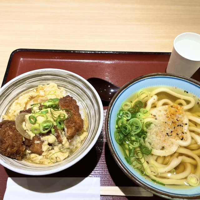 自家製麺 杵屋麦丸 関西国際空港2F店 - 関西空港（うどん）の写真（食べログが提供するog:image）