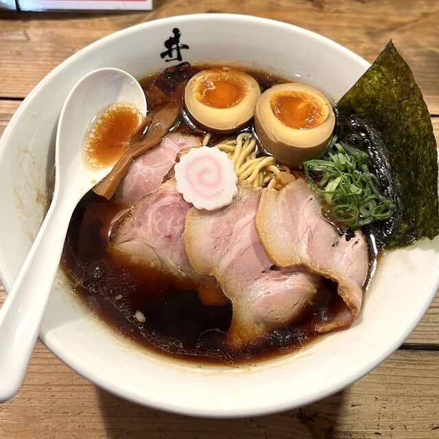 井田商店 - 荏原中延（ラーメン）の写真（食べログが提供するog:image）