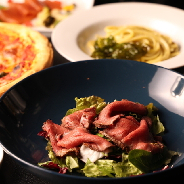 座席 Cafe & bar Capo （カフェ アンド バー カポ） 矢場町/ダイニングバー 食べログ