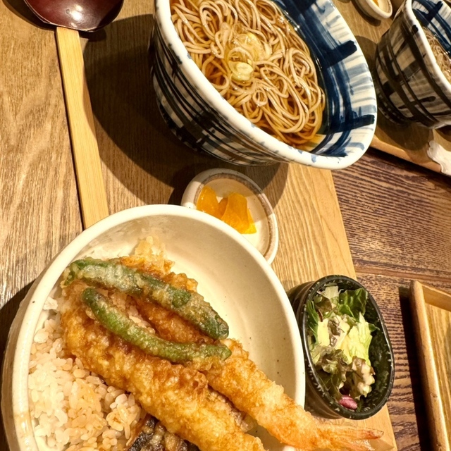 香灯庵 カレッタ汐留店（コウトウアン） - 汐留（そば）の写真（食べログが提供するog:image）