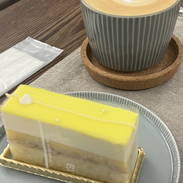 ALEKS'S CAKE （アレックスズケーキ） 室見/カフェ 食べログ