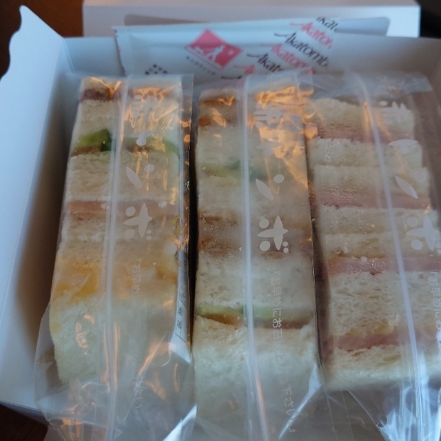 赤トンボ　 日本橋高島屋店 - 日本橋（サンドイッチ）の写真（食べログが提供するog:image）