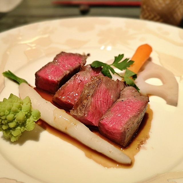 レストラン アヴァン - 軽井沢/レストラン | 食べログ レストラン アヴァン (軽井沢/レストラン)