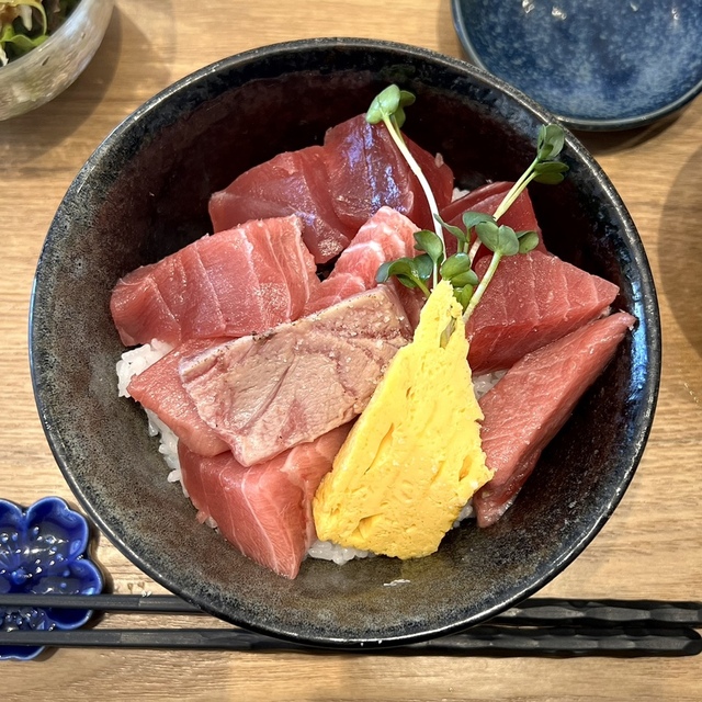 まぐろ牡蠣次郎 - 浜町（海鮮）の写真（食べログが提供するog:image）