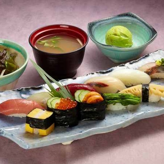 寿司 しおの - 銀座一丁目(寿司)の写真(食べログが提供するog:image)