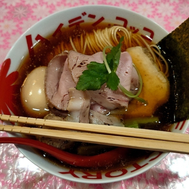 ハイデン.コッコFACTORY ら-めん凛々 - 拝島（ラーメン）の写真（食べログが提供するog:image）
