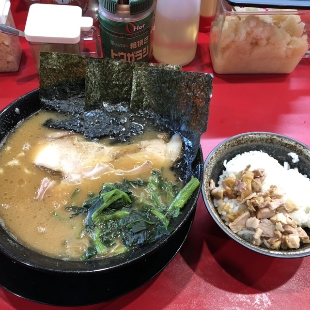 内観写真 : 王道家直系 鬼道家 - 勾当台公園/ラーメン | 食べログ