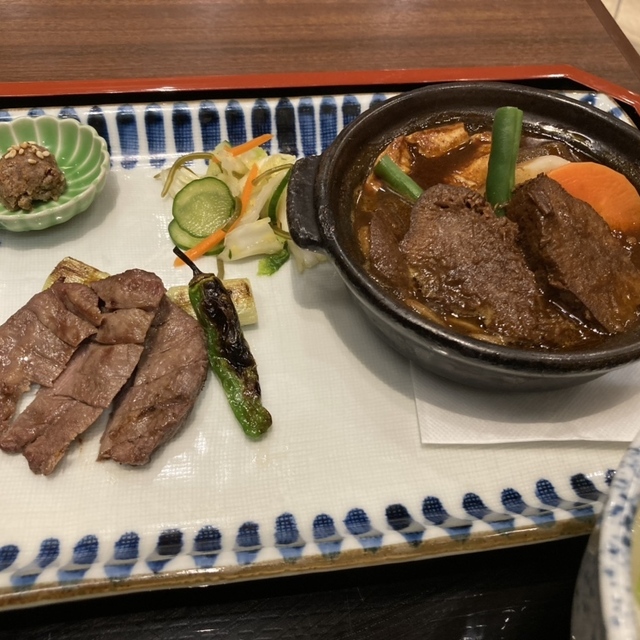 炭火牛タン焼　しおや 静岡パルシェ店 (静岡/牛タン)