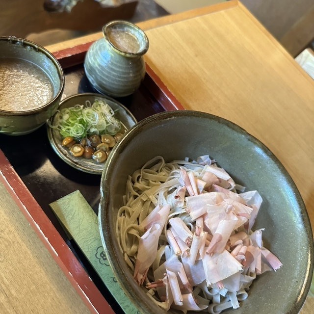 料理メニュー : 笏谷そば 本店 （しゃくたにそば） - 商工会議所前/そば | 食べログ