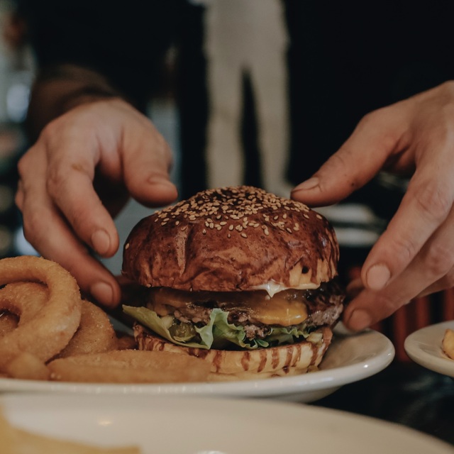 THE GREAT BURGER(ザ グレートバーガー)~イメージ画像1~
