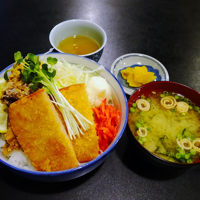 チャンピオン 仙台 居酒屋 食べログ