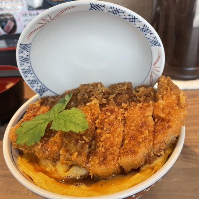 #カツ丼は人を幸せにする#とじないカツ丼 本八幡店 - 本八幡/かつ丼 | 食べログ #カツ丼は人を幸せにする#とじないカツ丼 本八幡店 (本八幡/かつ丼)