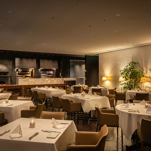 ゼックスウエスト サルヴァトーレ クオモブロス （XEX WEST