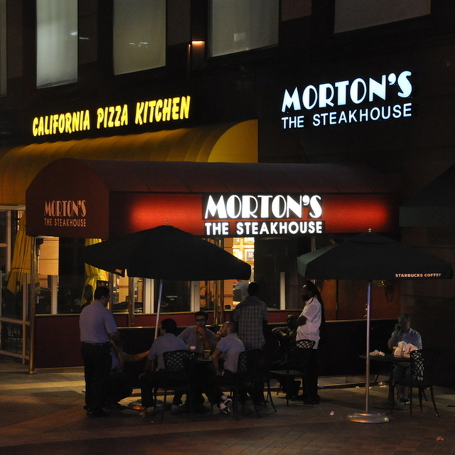 MOTON’S THE STEAK HOUSE Los Angeles (Downtown) ダウンタウン/ウィルシャー大通り/ステーキ