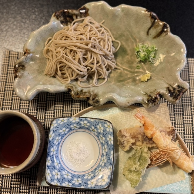 はりこし亭
